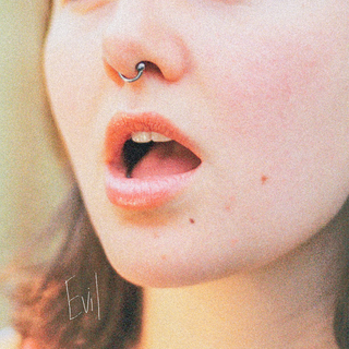 Mia June - Evil